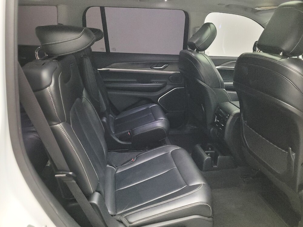 2021 Jeep Grand Cherokee L in El Cajon, CA 92020 - 18126514 19