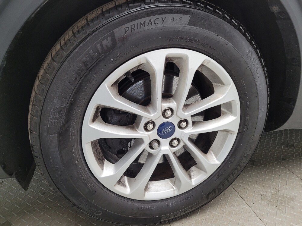 2022 Ford Escape in Taylor, MI 48180 - 18126522 31