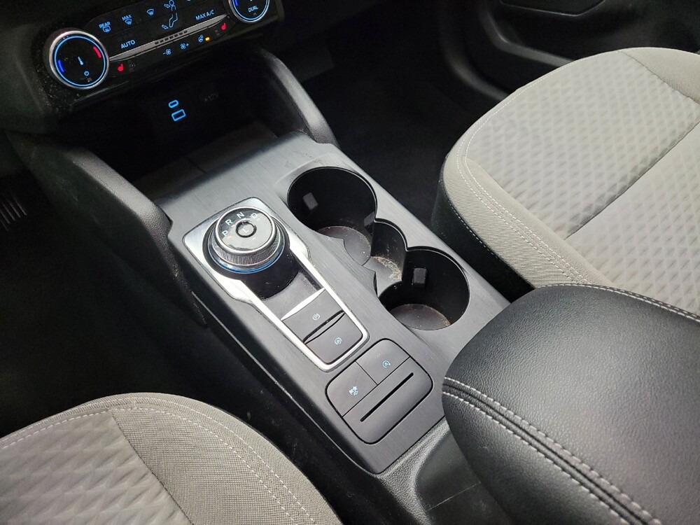 2022 Ford Escape in Taylor, MI 48180 - 18126522 26