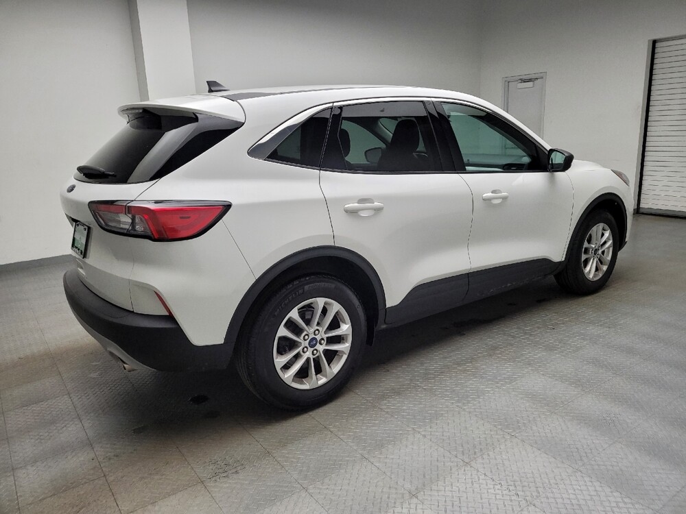 2022 Ford Escape in Taylor, MI 48180 - 18126522 10