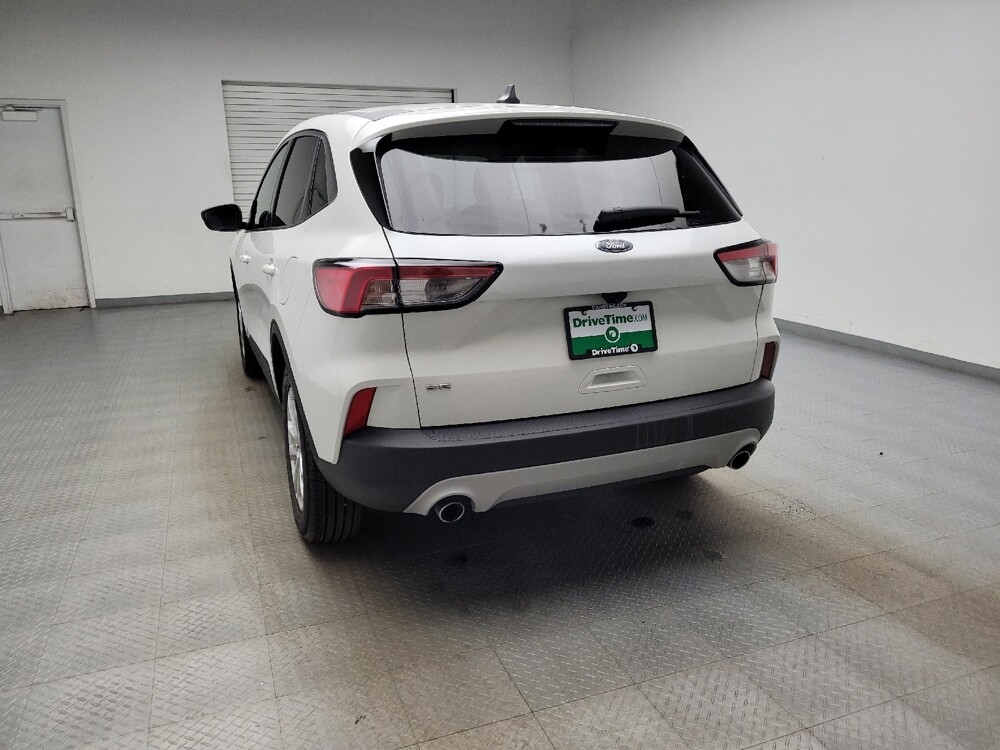 2022 Ford Escape in Taylor, MI 48180 - 18126522 6
