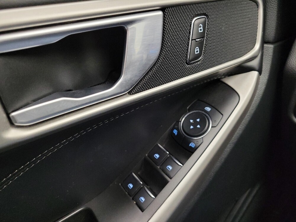 2023 Ford Explorer in Eastpointe, MI 48021 - 18126523 27
