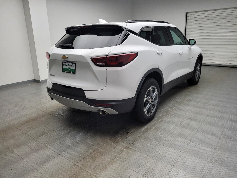 2024 Chevrolet Blazer in Eastpointe, MI 48021 - 18126526 9