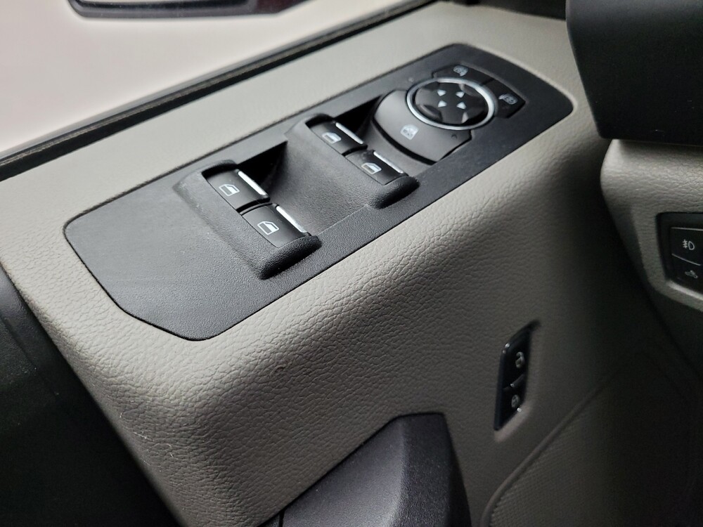 2017 Ford F150 in Eastpointe, MI 48021 - 18126527 27