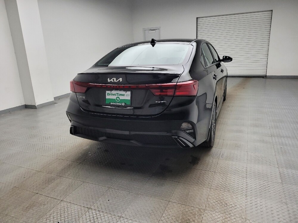 2023 Kia Forte in Eastpointe, MI 48021 - 18126529 7