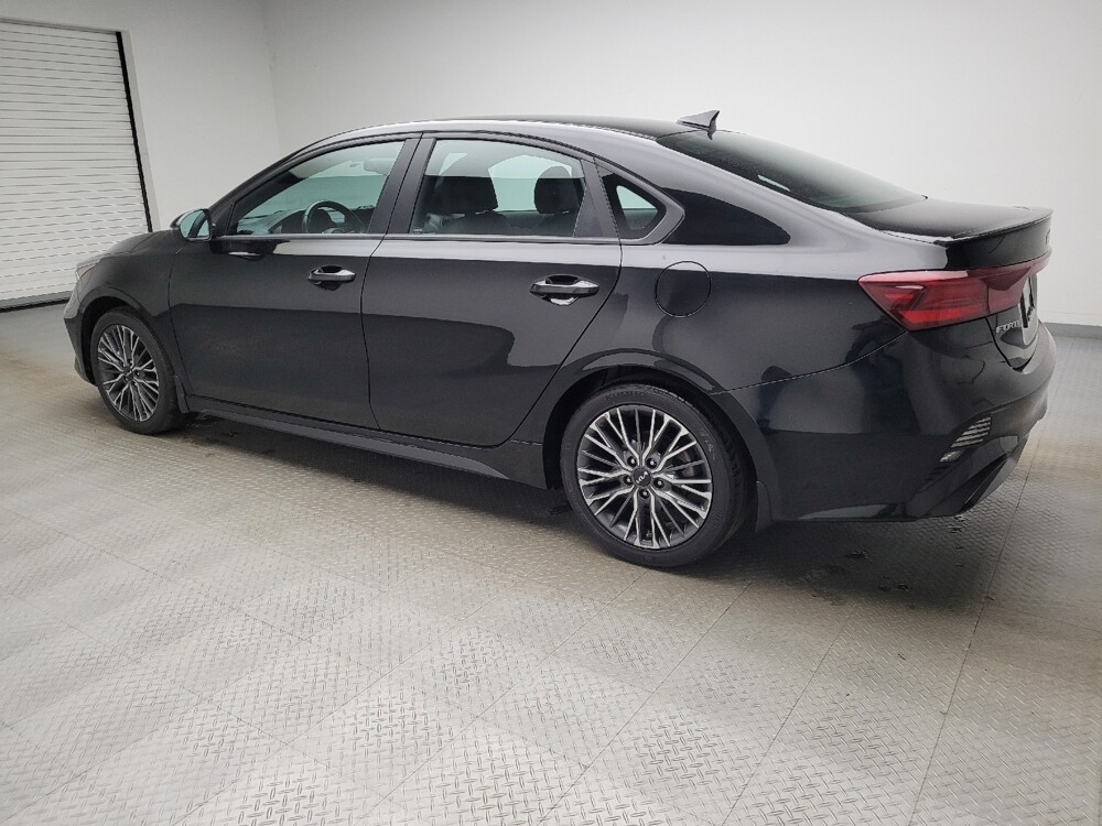 2023 Kia Forte in Eastpointe, MI 48021 - 18126529 3