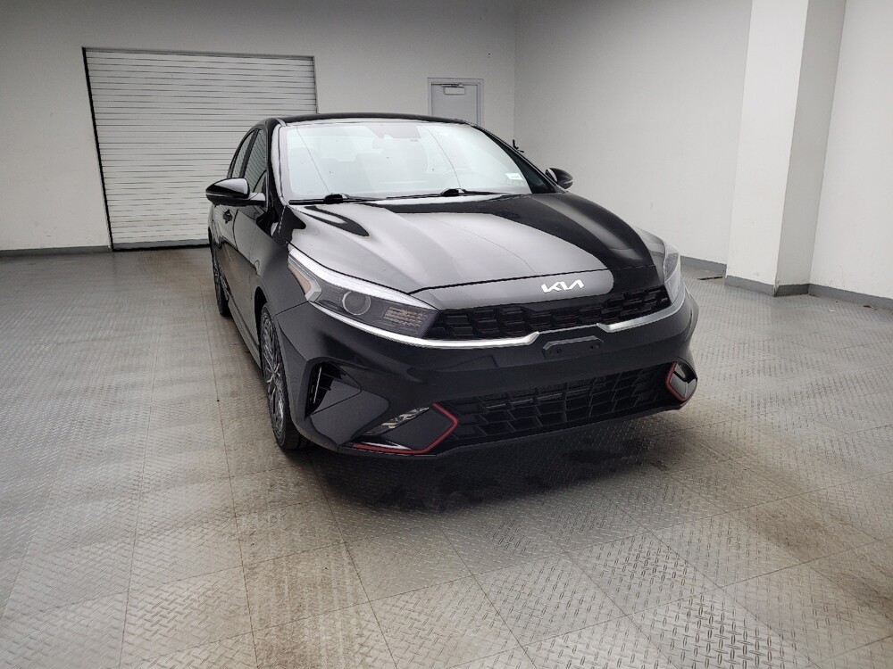 2023 Kia Forte in Eastpointe, MI 48021 - 18126529 14