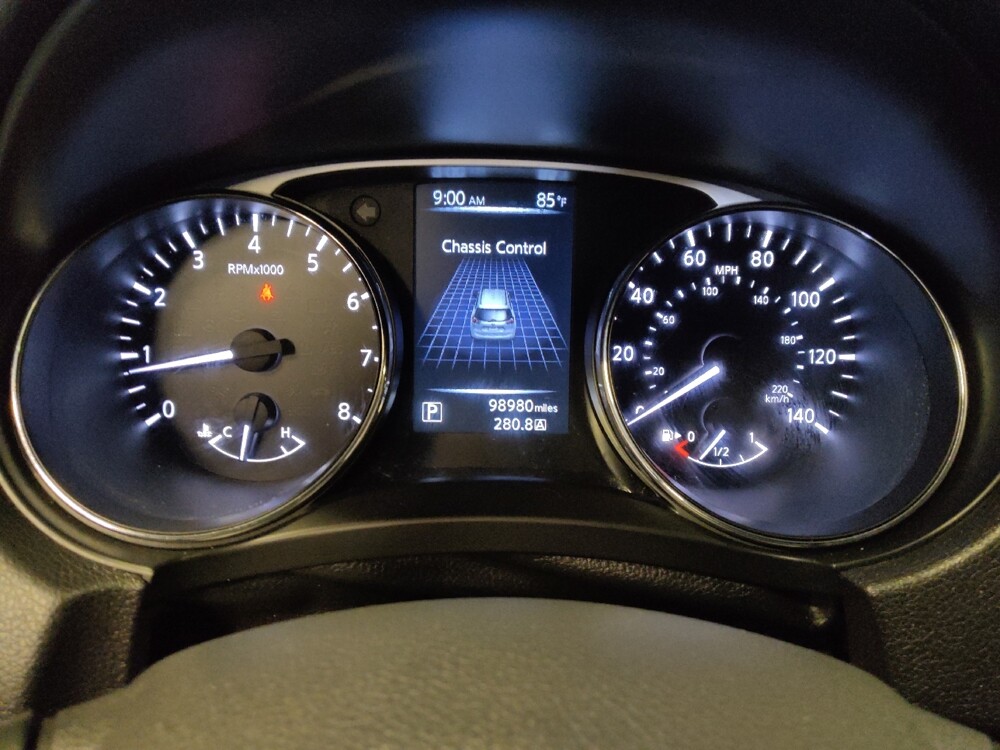 2016 Nissan Rogue in Tucson, AZ 85705 - 18126532 23