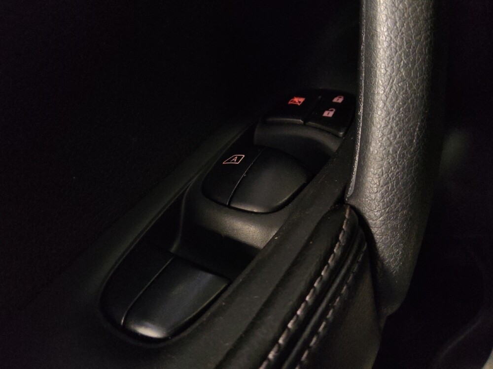 2016 Nissan Rogue in Tucson, AZ 85705 - 18126532 27