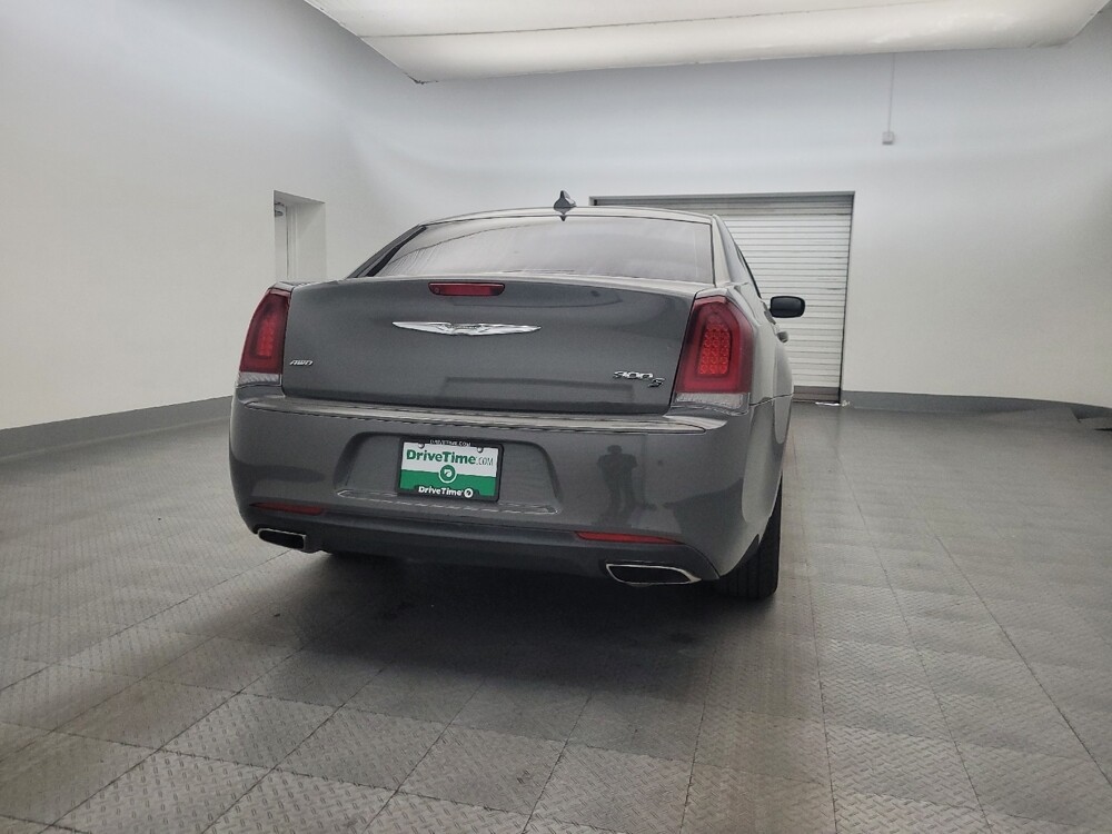 2019 Chrysler 300 in Mesa, AZ 85210 - 18126541 7