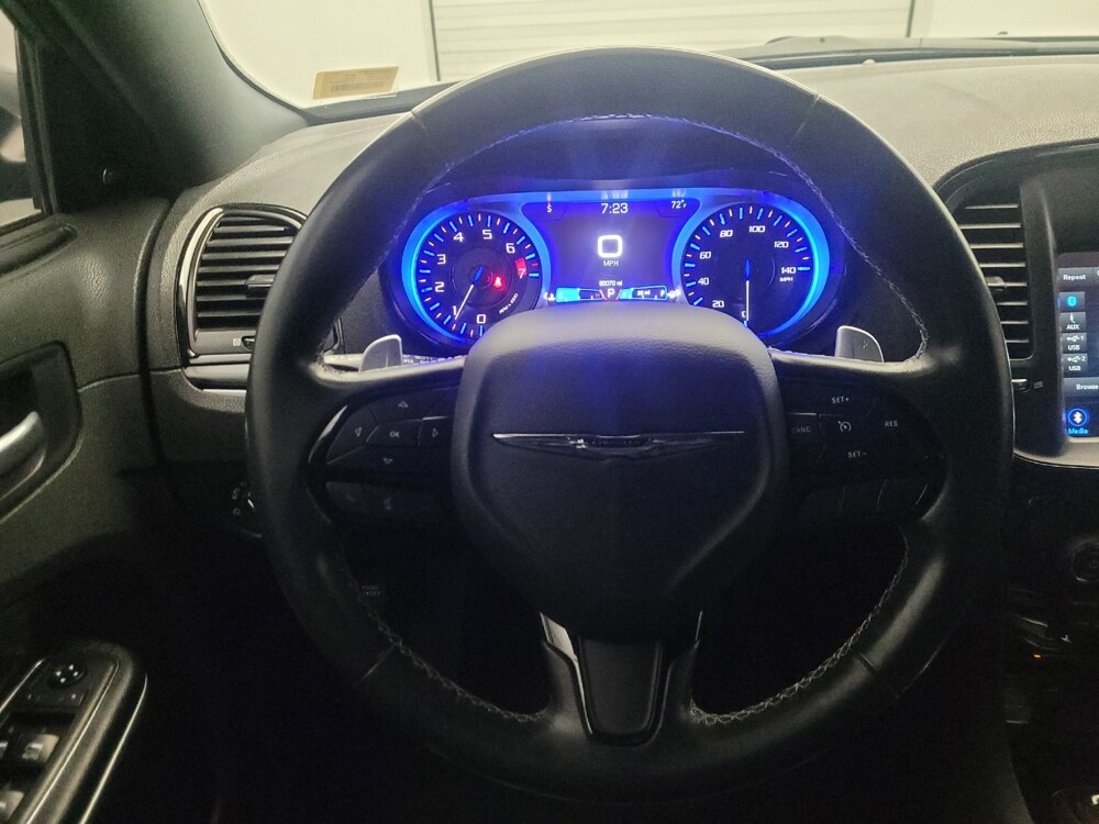 2019 Chrysler 300 in Mesa, AZ 85210 - 18126541 22