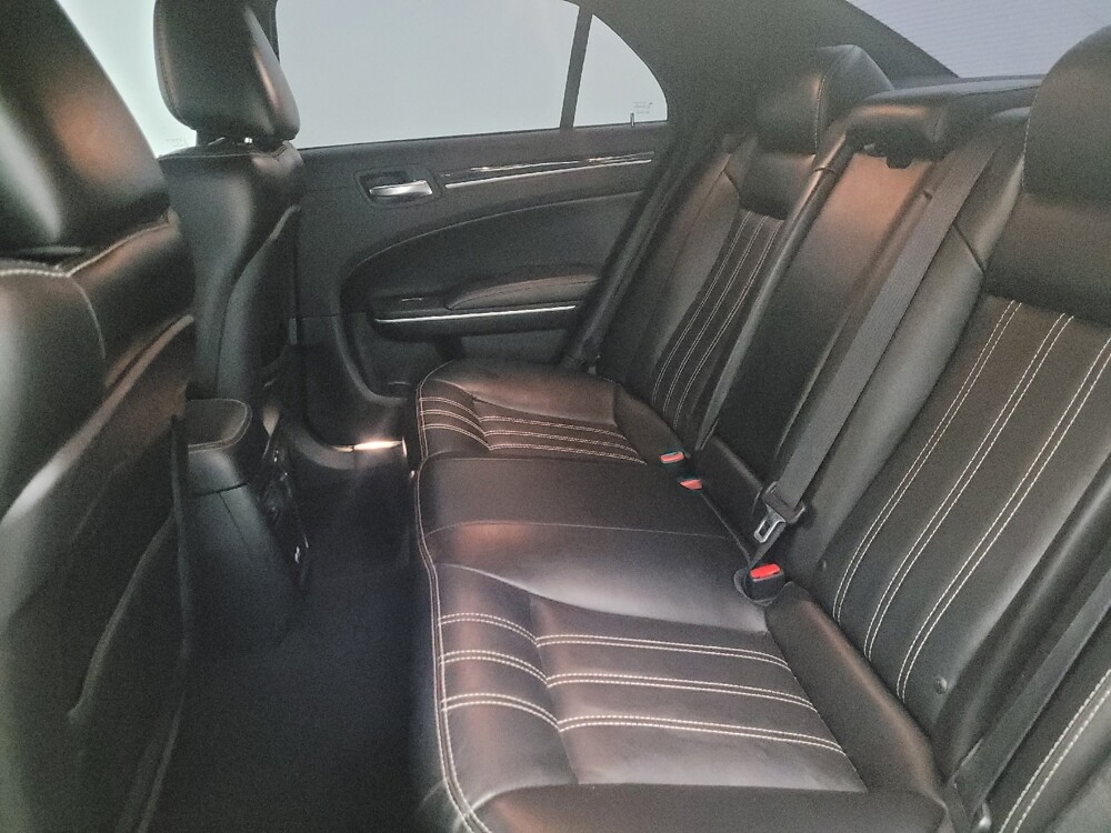 2019 Chrysler 300 in Mesa, AZ 85210 - 18126541 18