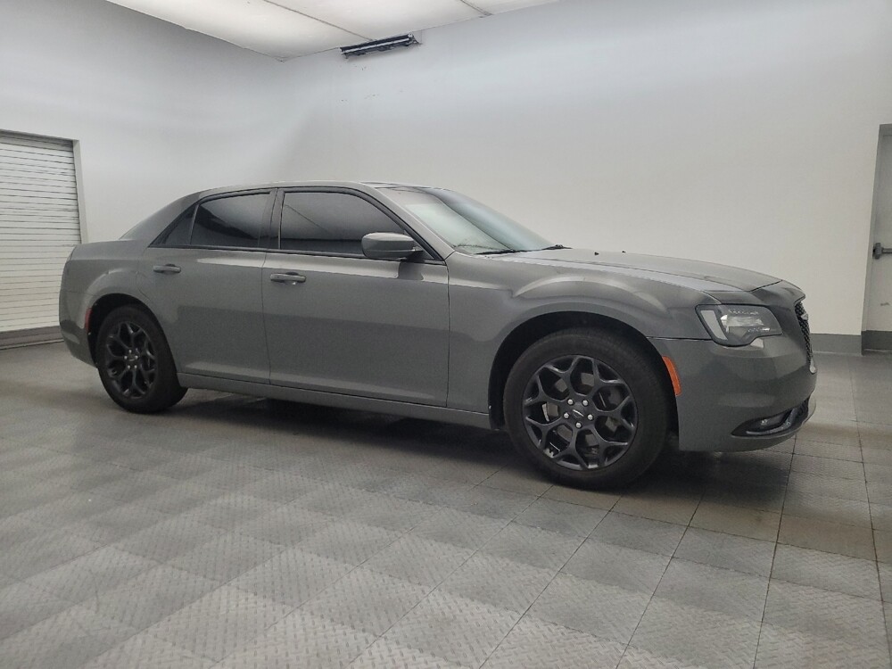 2019 Chrysler 300 in Mesa, AZ 85210 - 18126541 11
