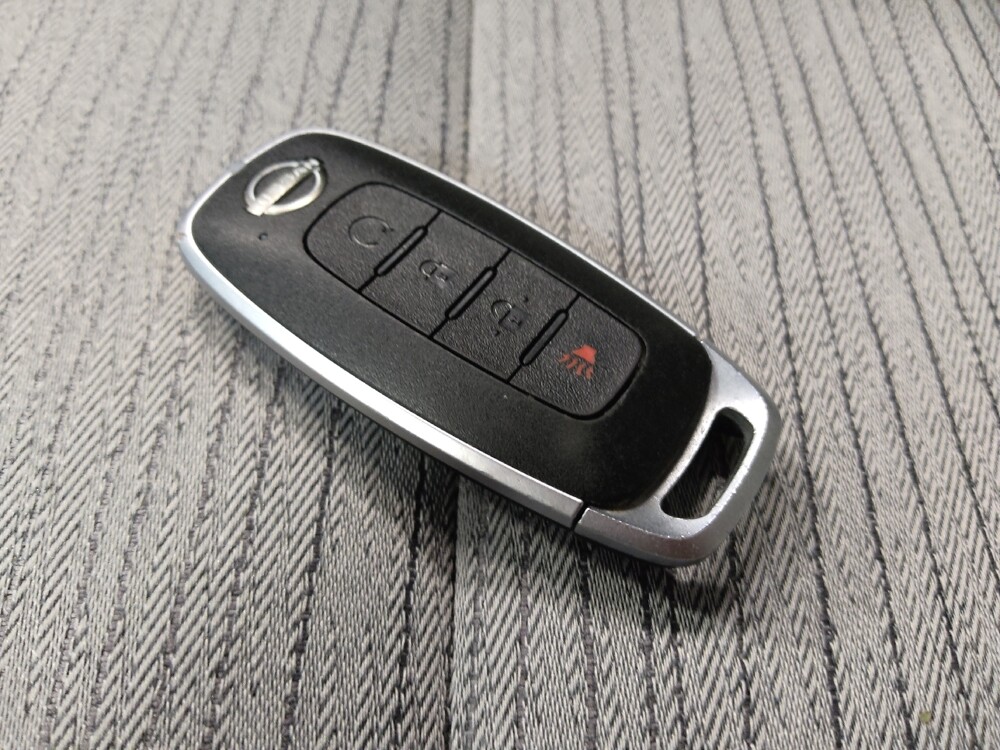 2023 Nissan Rogue in Phoenix, AZ 85022 - 18126542 32