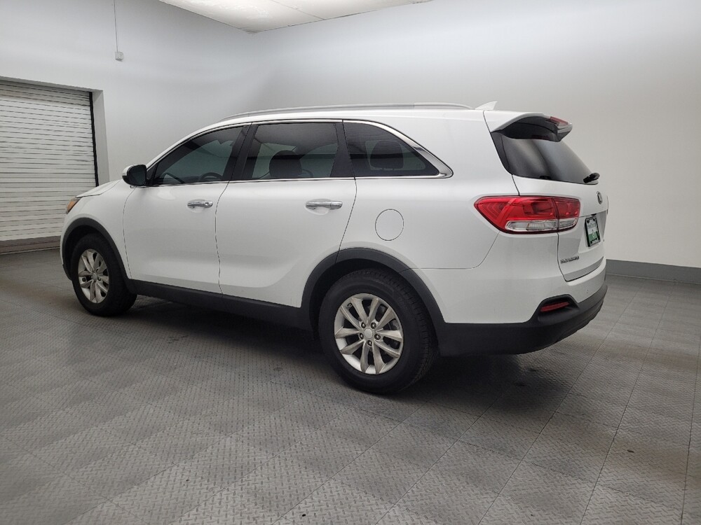 2018 Kia Sorento in Mesa, AZ 85210 - 18126543 3