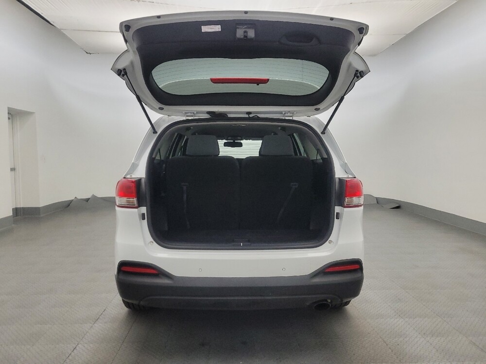 2018 Kia Sorento in Mesa, AZ 85210 - 18126543 29