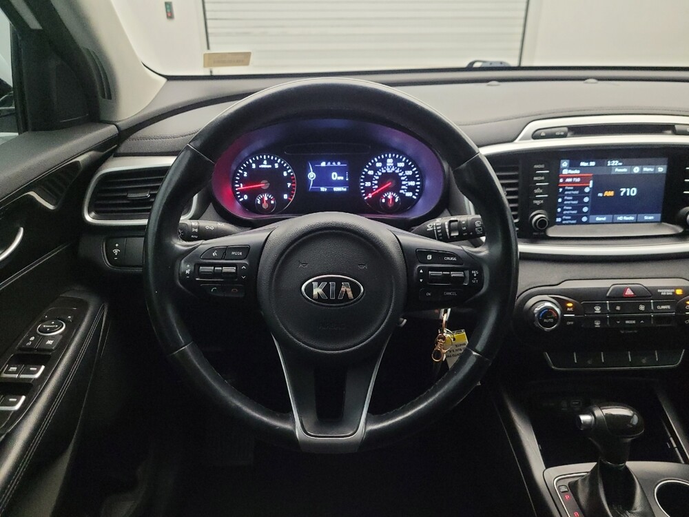 2018 Kia Sorento in Mesa, AZ 85210 - 18126543 22