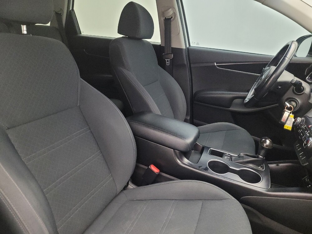 2018 Kia Sorento in Mesa, AZ 85210 - 18126543 21