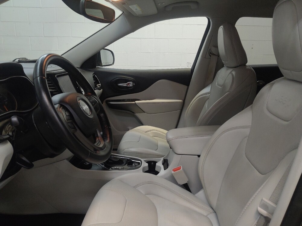 2019 Jeep Cherokee in Fairfield, OH 45014 - 18126545 17