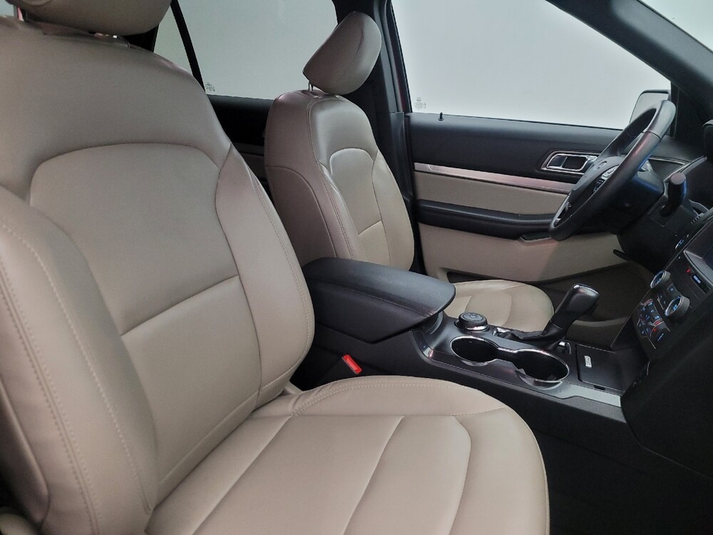 2019 Ford Explorer in Mesa, AZ 85210 - 18126546 21