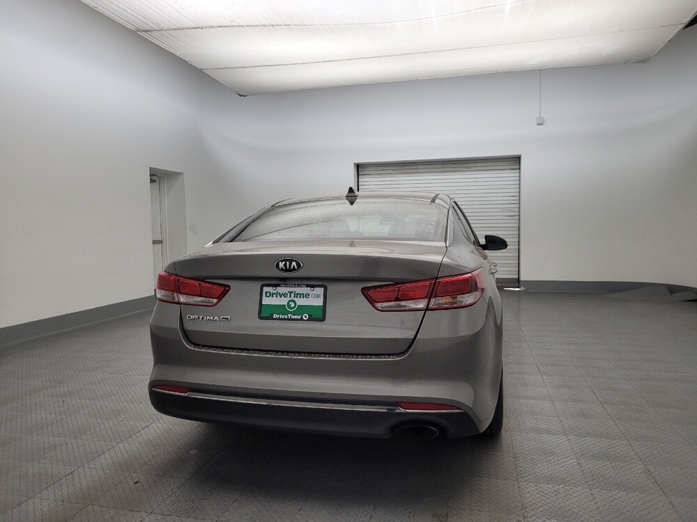 2016 Kia Optima in Mesa, AZ 85210 - 18126547 7