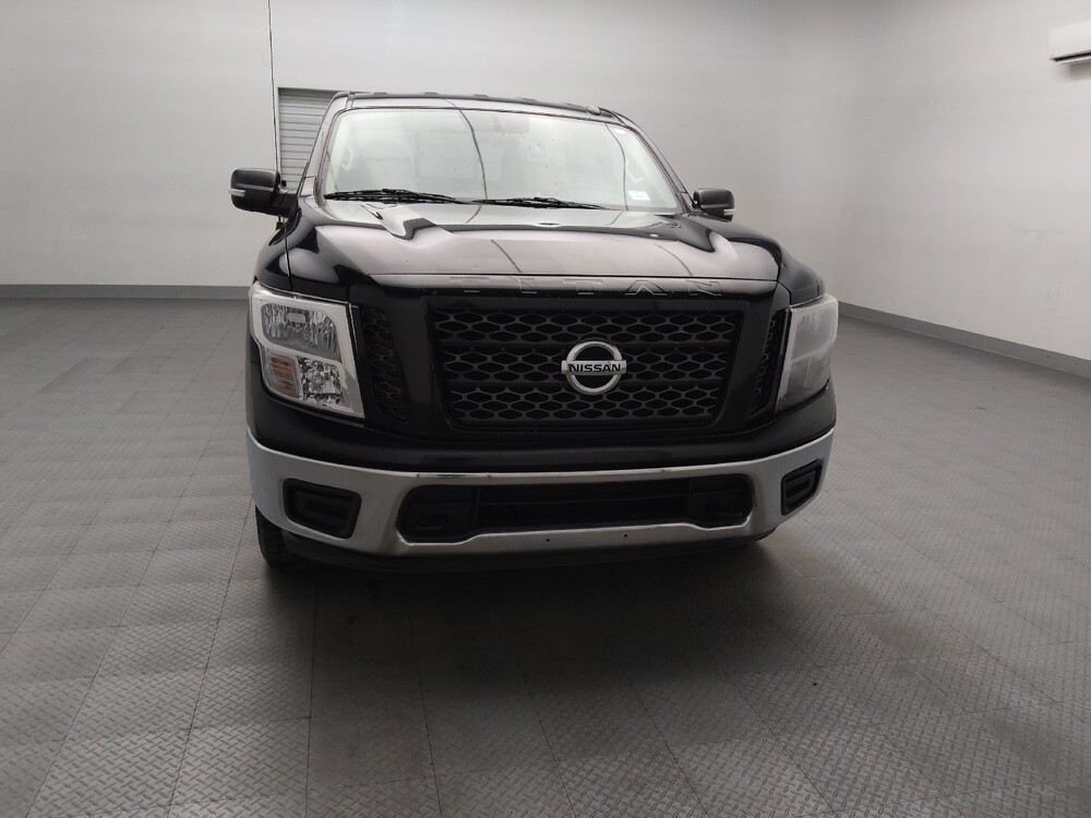2019 Nissan Titan in Lubbock, TX 79424 - 18126548 14