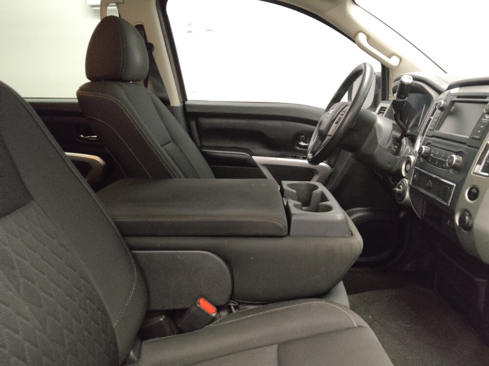 2019 Nissan Titan in Lubbock, TX 79424 - 18126548 21