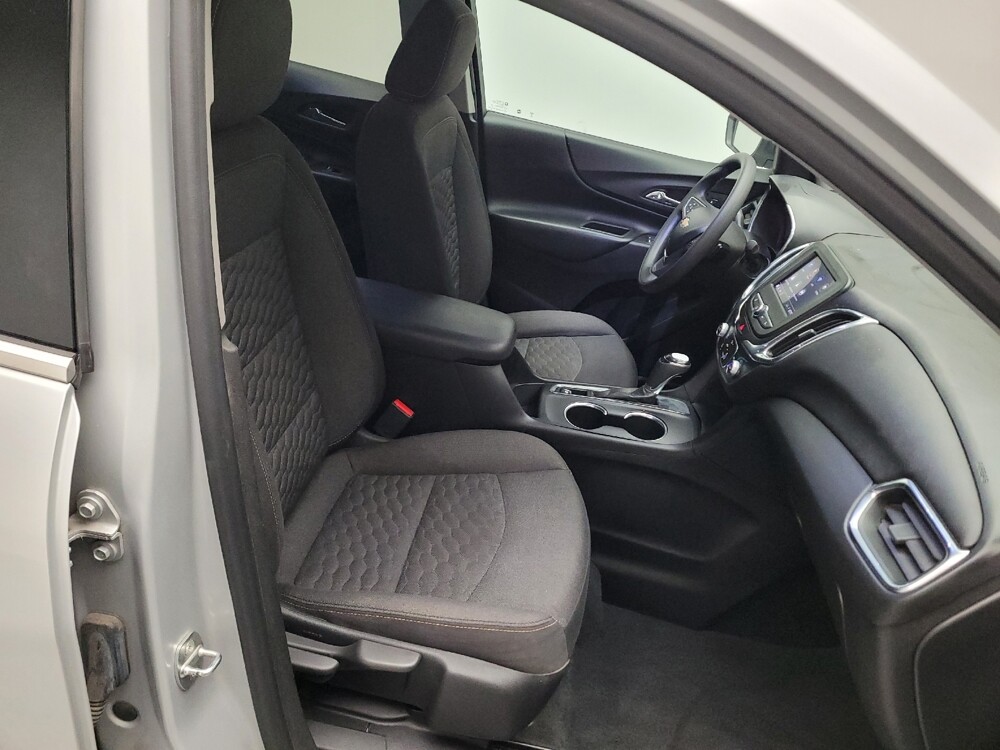 2020 Chevrolet Equinox in Montclair, CA 91763 - 18126551 21