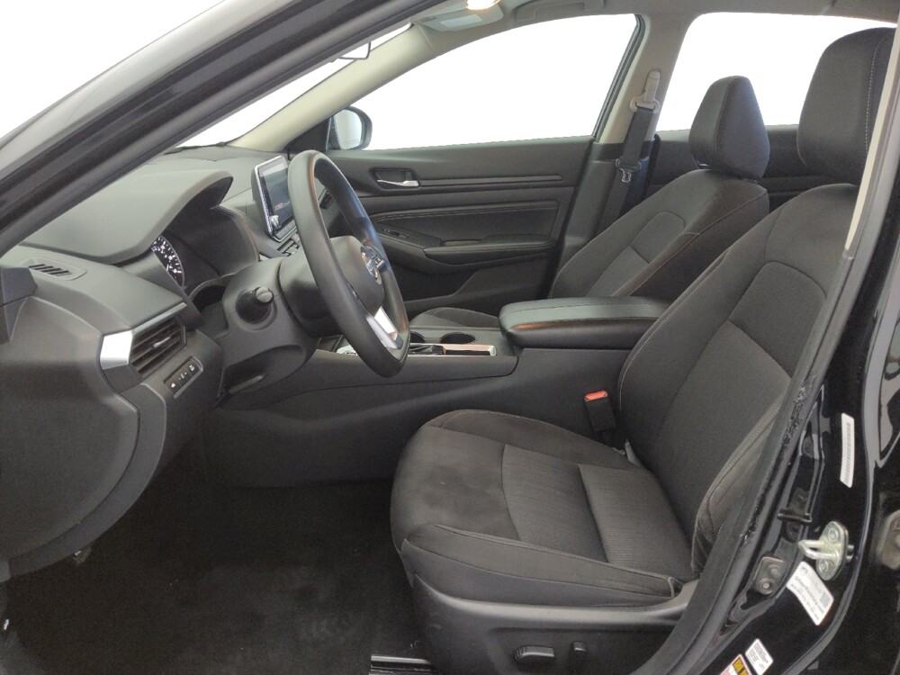 2020 Nissan Altima in St. Louis, MO 63136 - 18126554 17