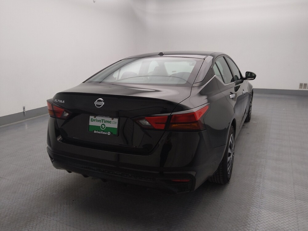 2020 Nissan Altima in St. Louis, MO 63136 - 18126554 7