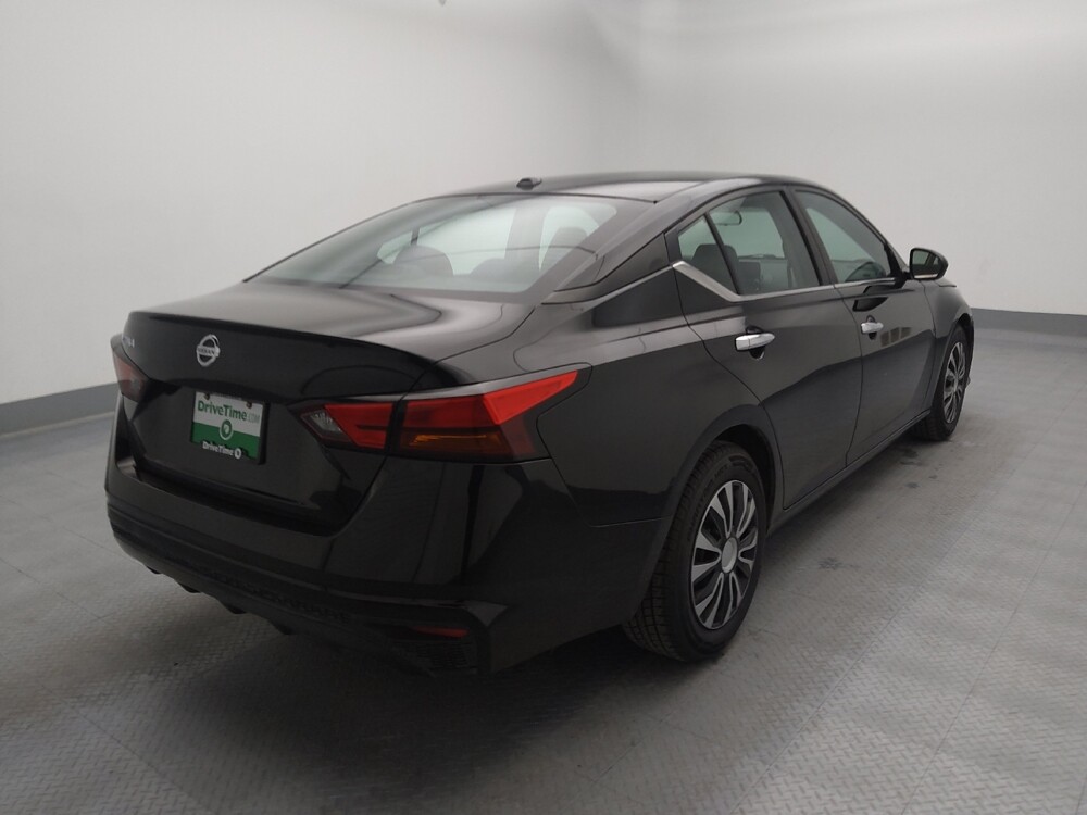 2020 Nissan Altima in St. Louis, MO 63136 - 18126554 9