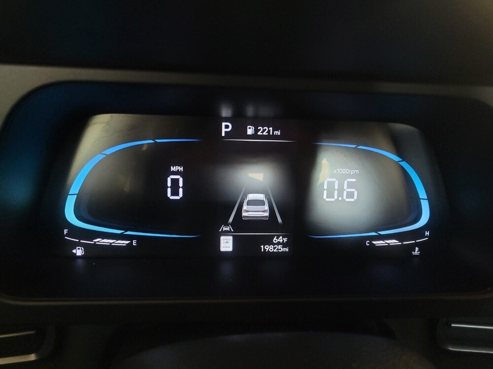 2025 Hyundai Elantra in Augusta, GA 30907 - 18126557 23