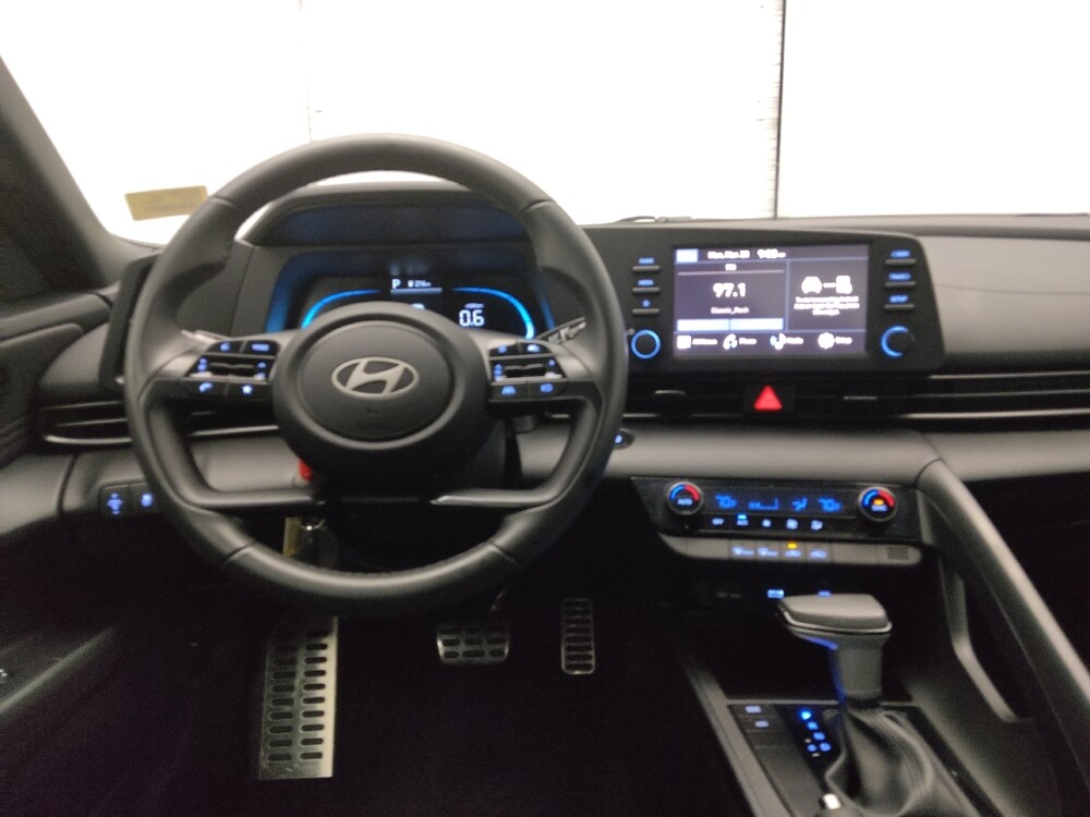 2025 Hyundai Elantra in Augusta, GA 30907 - 18126557 22