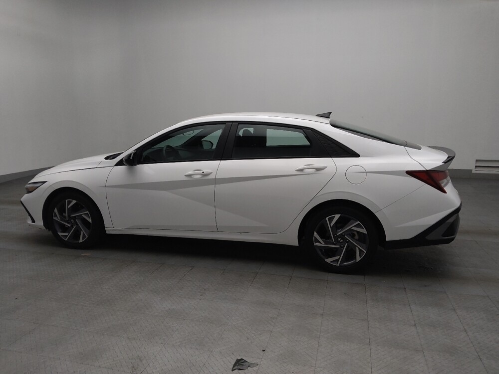 2025 Hyundai Elantra in Augusta, GA 30907 - 18126557 3