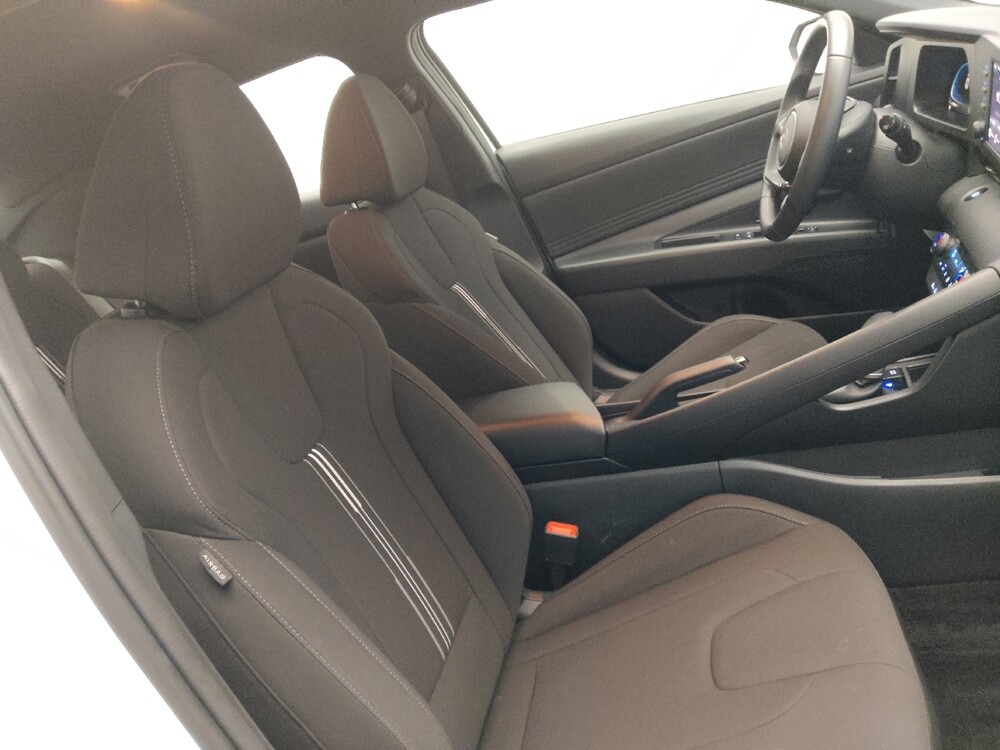 2025 Hyundai Elantra in Augusta, GA 30907 - 18126557 21