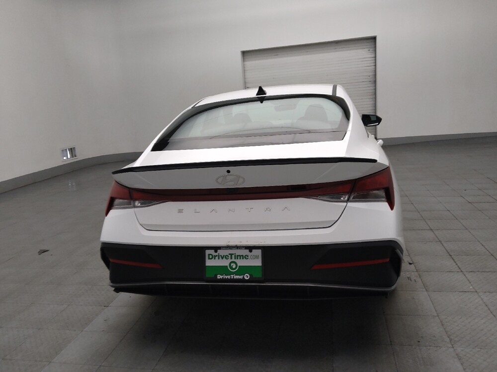 2025 Hyundai Elantra in Augusta, GA 30907 - 18126557 7