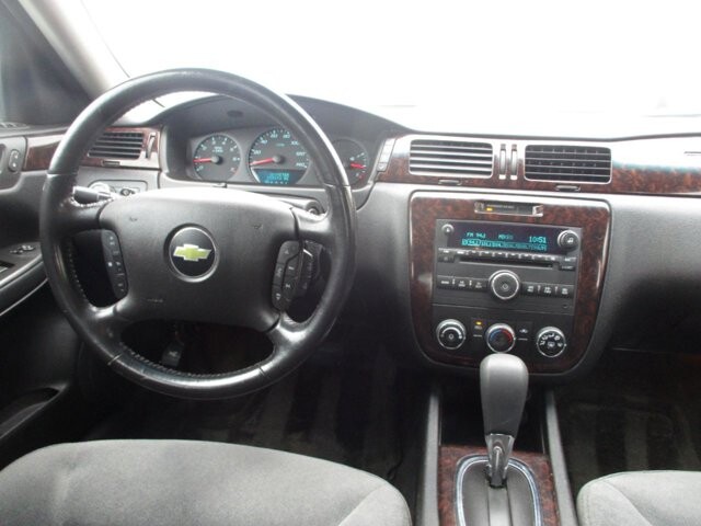 2012 Chevrolet Impala in Oak Grove, MO 64075 - 18126562 12
