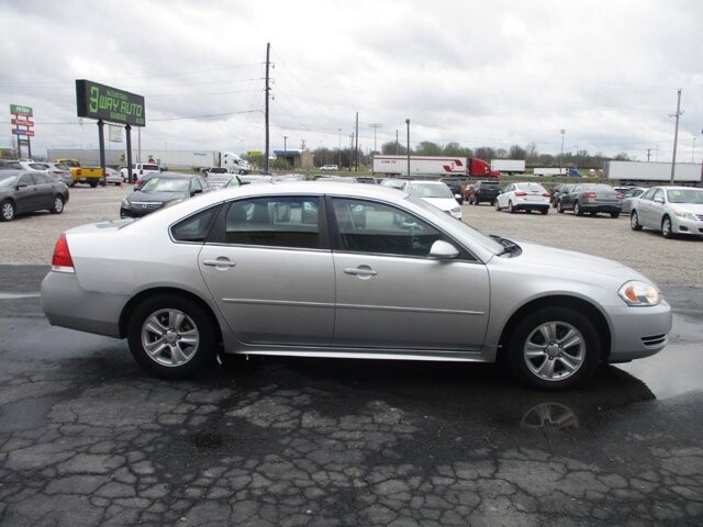 2012 Chevrolet Impala in Oak Grove, MO 64075 - 18126562 4