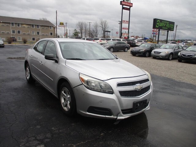 2013 Chevrolet Malibu in Oak Grove, MO 64075 - 18126564 2