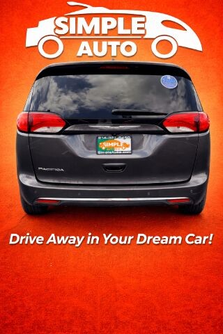 2017 Chrysler Pacifica in Dallas, TX 75228 - 18126574 2