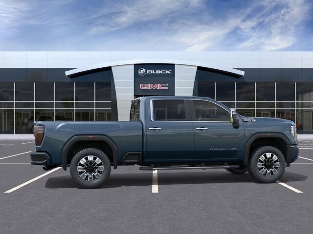 2026 GMC Sierra 2500 in Burlington, WI 53105 - 18126584 5