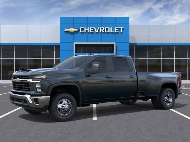 2026 Chevrolet Silverado 3500 in Burlington, WI 53105 - 18126585 2