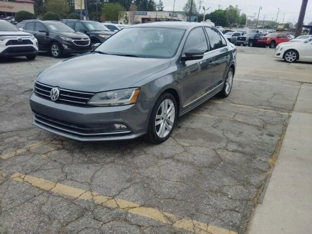 2017 Volkswagen Jetta in Greenville, SC 29607 - 18126592 7