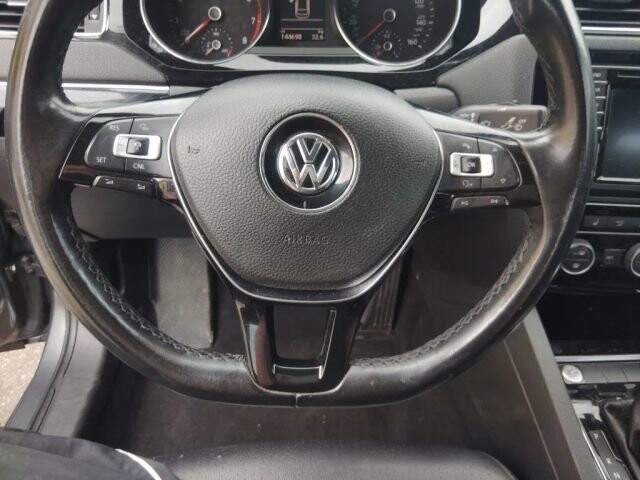 2017 Volkswagen Jetta in Greenville, SC 29607 - 18126592 22