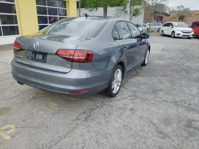 2017 Volkswagen Jetta in Greenville, SC 29607 - 18126592 3