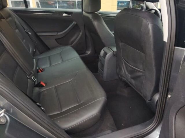 2017 Volkswagen Jetta in Greenville, SC 29607 - 18126592 17