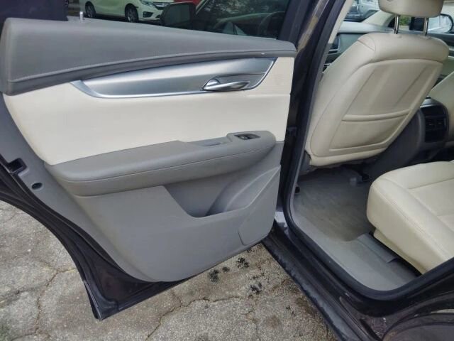 2018 Cadillac XT5 in Greenville, SC 29607 - 18126593 24