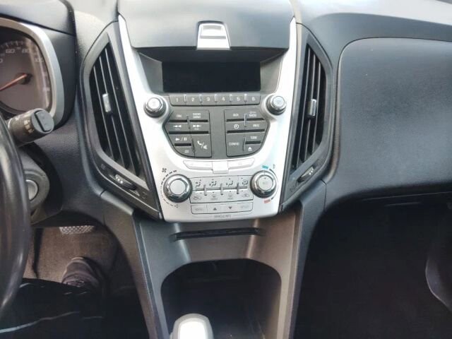 2013 Chevrolet Equinox in Greenville, SC 29607 - 18126597 29