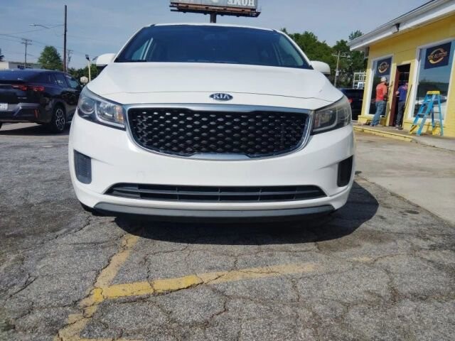 2016 Kia Sedona in Greenville, SC 29607 - 18126598 8