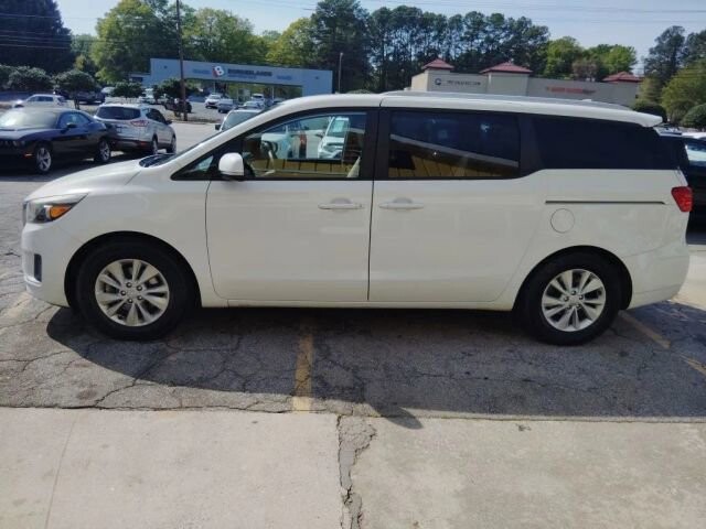 2016 Kia Sedona in Greenville, SC 29607 - 18126598 6